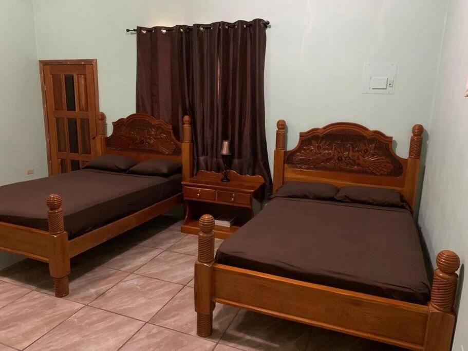 Apartamento Banyan Rose Orange Walk Exterior foto